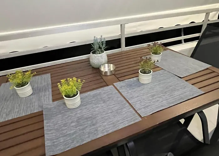 Apartament Ble Atlas 9 *